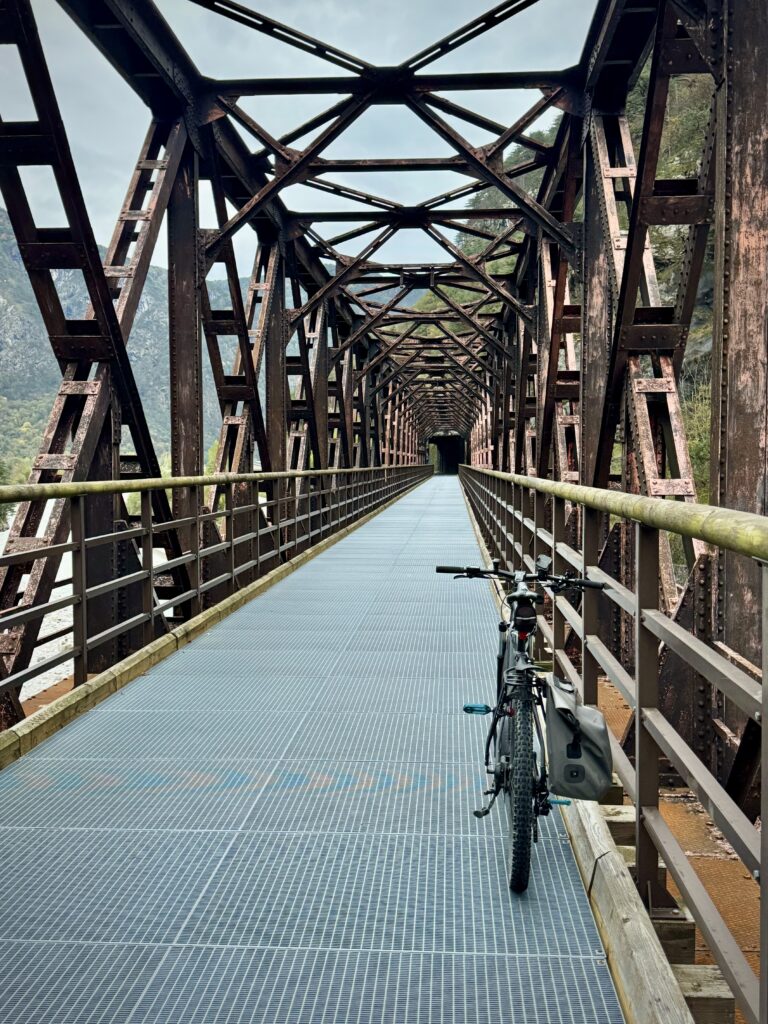 ponte ferroviario pista ciclabile Alpeadria